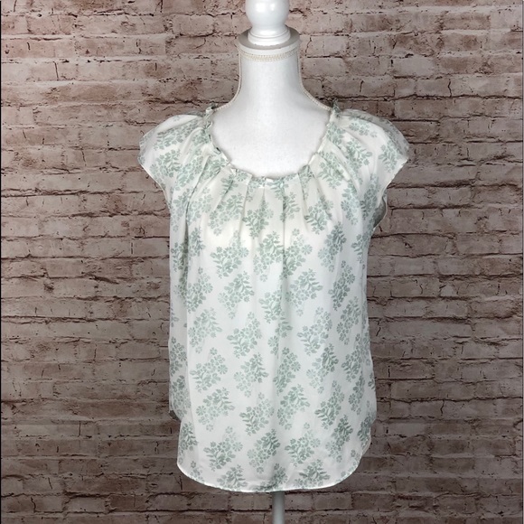 Lauren Conrad Pleat Neck Keyhole Tie Back Top Floral Green White EUC Sz Sm - Picture 5 of 11